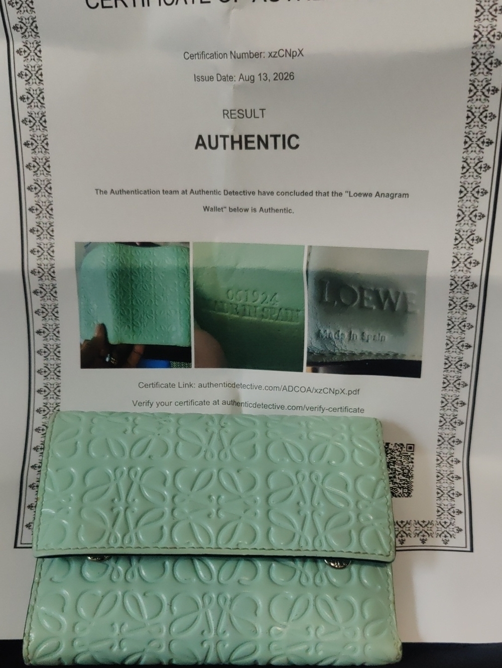 Loewe Embossed Anagram Compact Wallet Mint Green Boutique Clean Condition COA - Picture 11 of 15